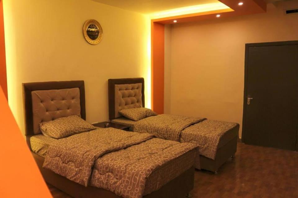 Al Riyati Hotel Apartments Aqaba Exterior foto