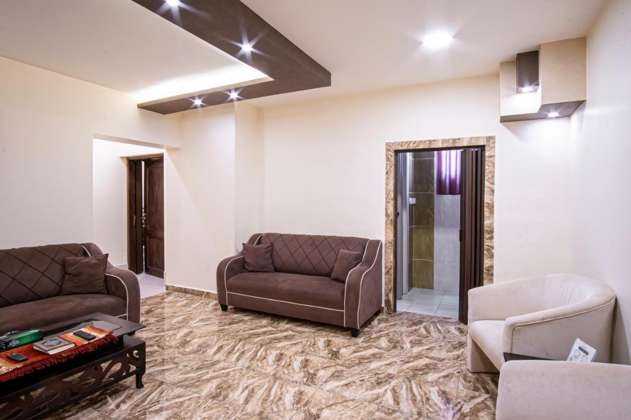 Al Riyati Hotel Apartments Aqaba Exterior foto