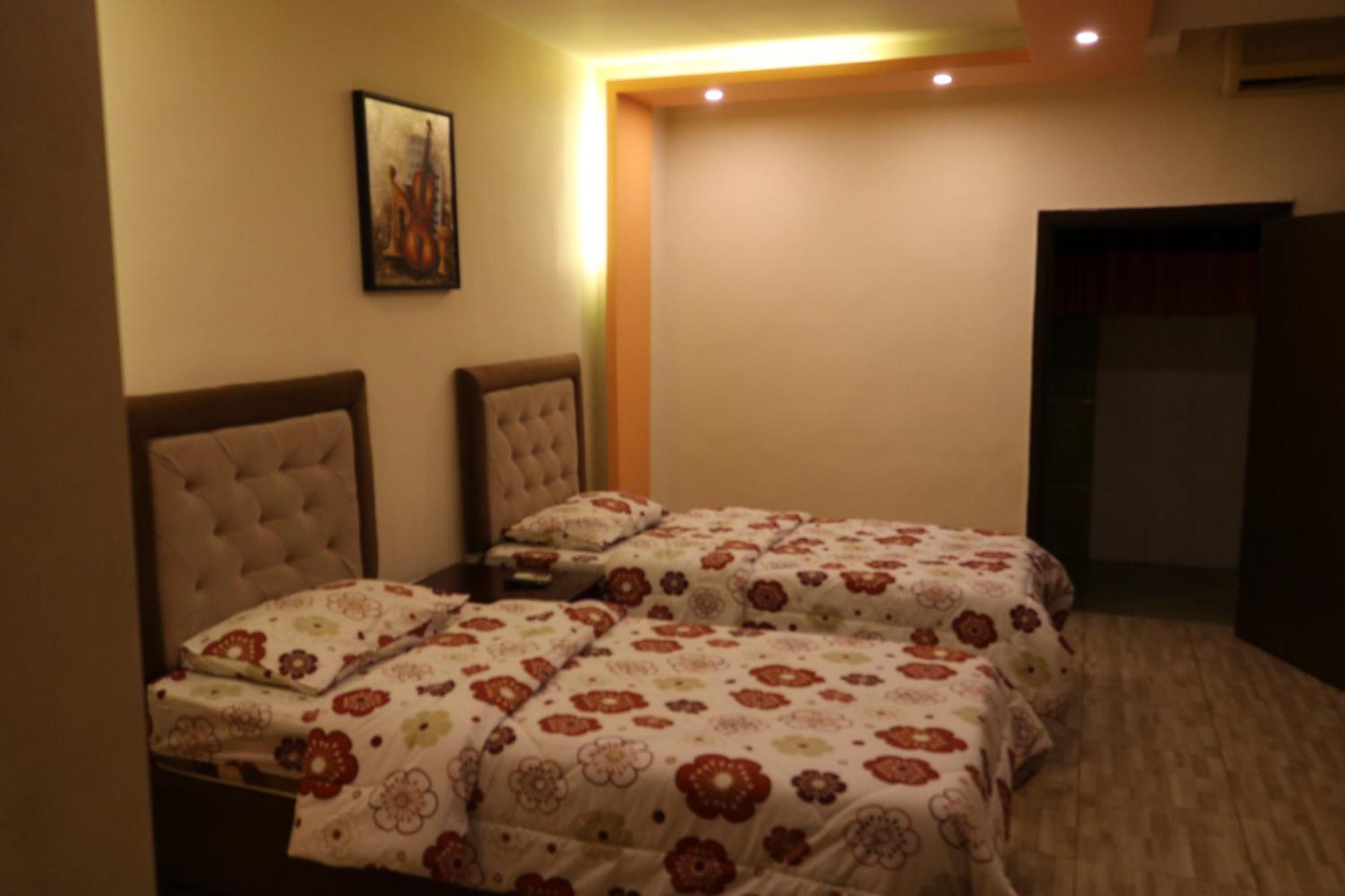 Al Riyati Hotel Apartments Aqaba Quarto foto